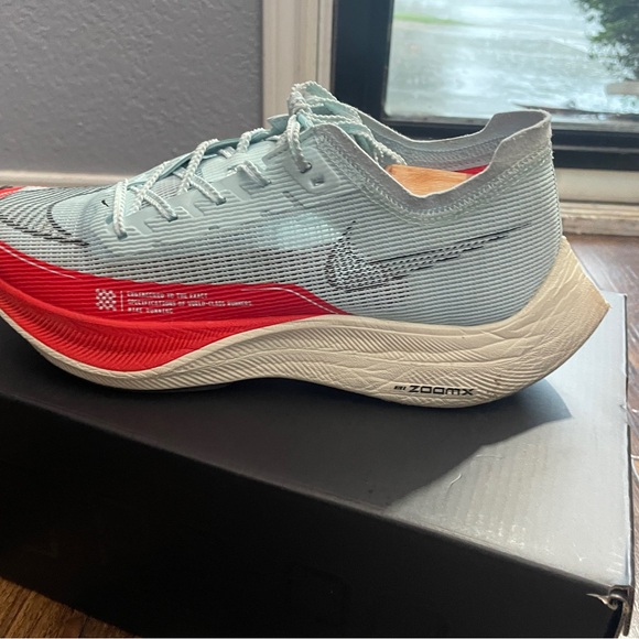 Nike ZoomX Vaporfly in Light Blue and Red - Picture 1 of 16